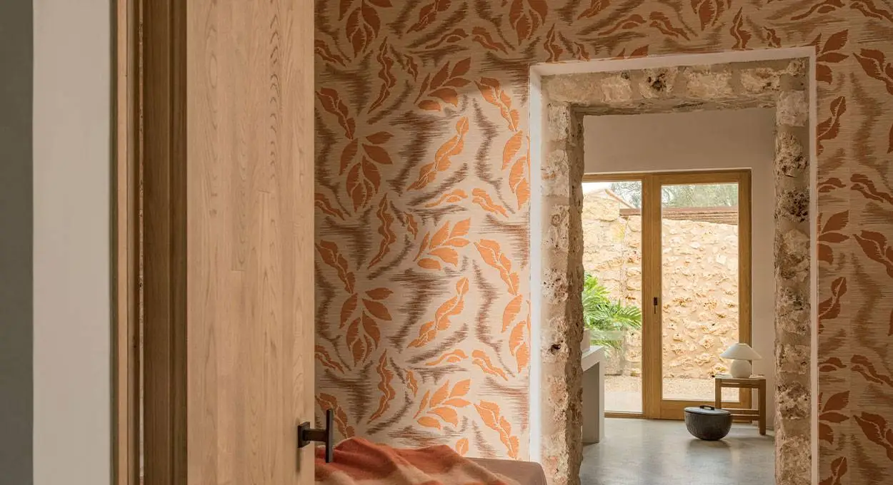 Santa Ana Wallpaper Installation